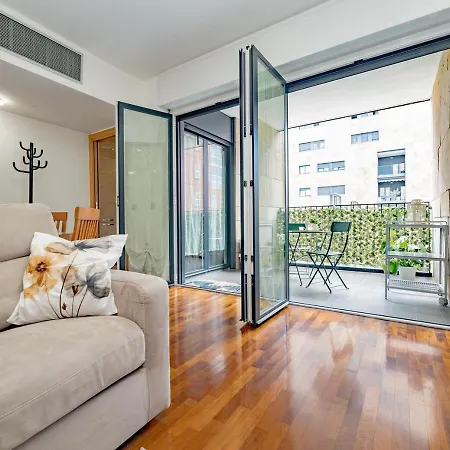 Arcimboldi Terrace - Parking Private Included, Free Wifi & Ac *