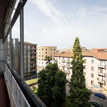 Апартаменты Splendido In Zona Citta Studi