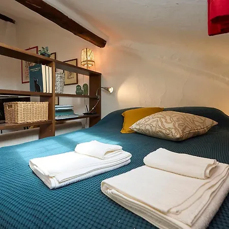 아파트 Cozy House - 20 Minutes Walk From Duomo-navigli