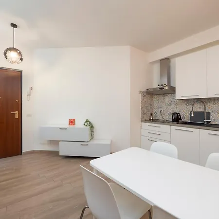 Apartment I Host - Binda 20