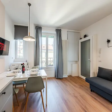 Padova's Nest - Close To Metro Apartment