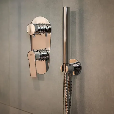 Padova's Nest - Close To Metro ميلان