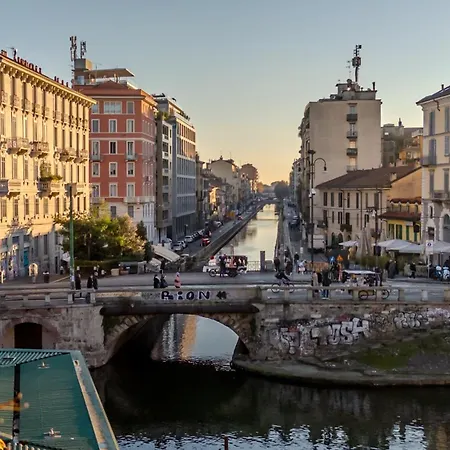 Luminoso Bilocale In Zona Navigli, Vicino Metro M2 شقة ميلان