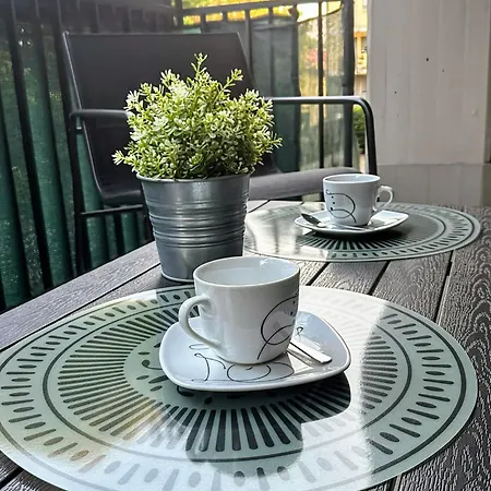 Con Terrazzo Apartamento *