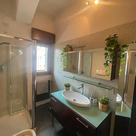 In Town - Metro M3 Sotto Casa - Duomo In 12min - Niguarda Milán