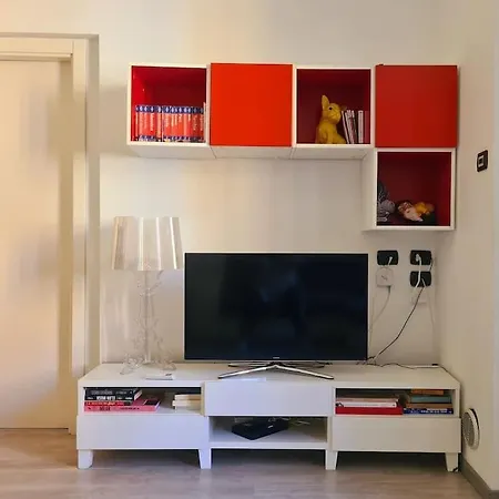 Porta Romana Experience - Authentic Milanese Flat Apartment