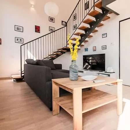 Cozy Loft - Luxury And Quiet *