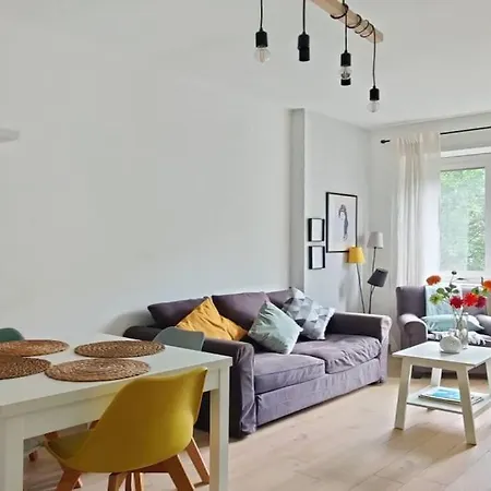 Apartment Certosa District 2 *