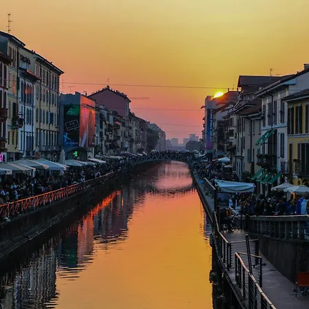 I Prime Location I Metro At Your Door, Duomo In 15 Min! Apartament