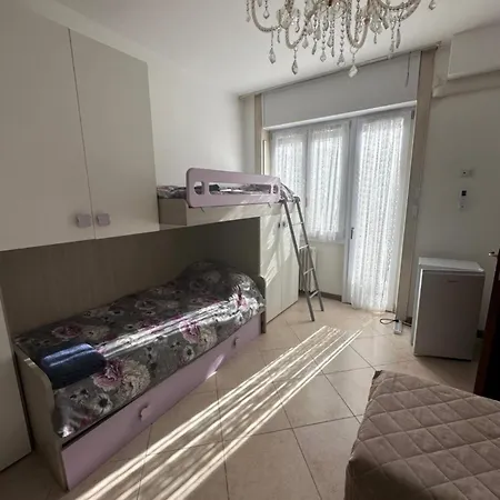 Gigli, Con Cucina In Comune E Terrazza 招待所 米兰