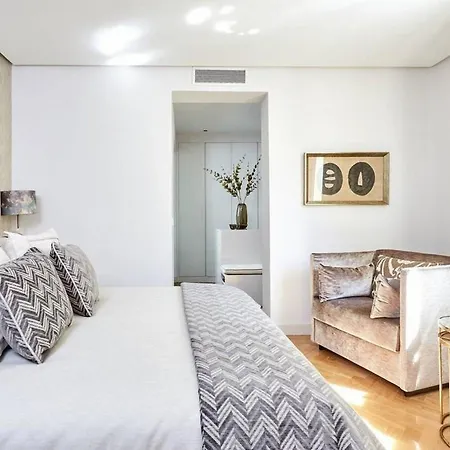 דירה 3br With A Great Location - What'app - 0039-3512-039-610 - For Reservations! מילאנו
