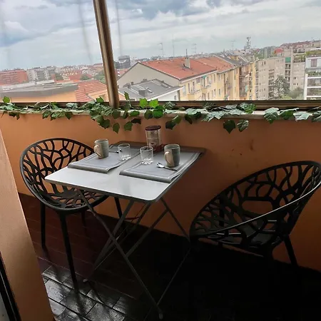 Gambara Urban Flat - Stylish And Next To Metro Apartman *