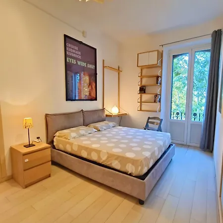 Yr - Isola Apartamento *