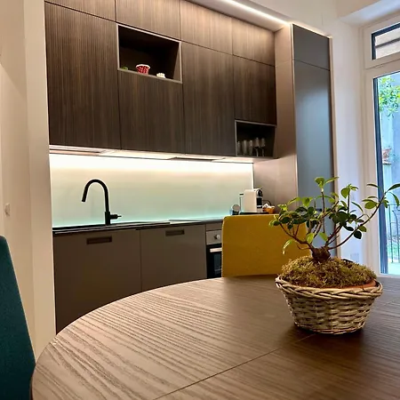 Lr Deluxe - Porta Venezia - Bilocale Con Giardino Privato