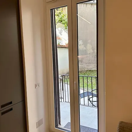 Lr Deluxe - Porta Venezia - Bilocale Con Giardino Privato *