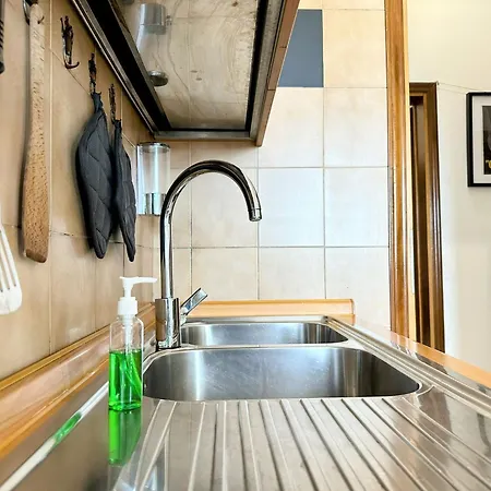 Apartment Esclusivo Rifugio Monti Al Niguarda, *