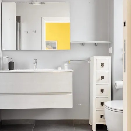 Apartman Joivy Stylish 2br Flat Next To Navigli *