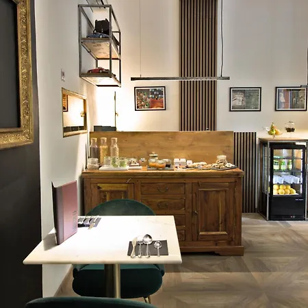 Porta Tosa Boutique 住宿加早餐酒店