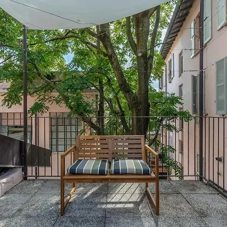 Casa Nanda - Flat Near Navigli And Tortona Area