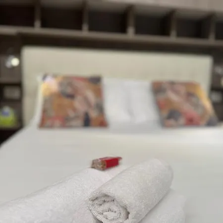 Regina Milano In Porta Romana * ミラノ