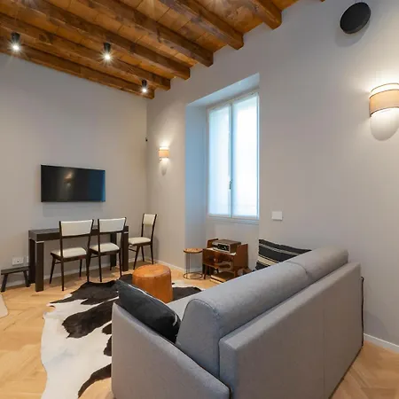 Daire Xenia - Modern In Sant'ambrogio