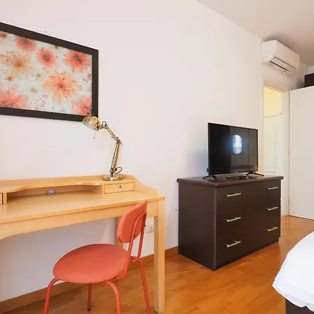 Primopiano - Bonomi B Apartman *