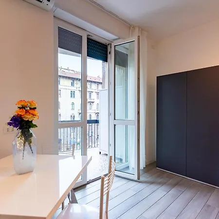 Audrey Flat * 밀라노