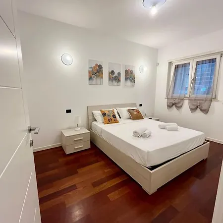 Apartment Station, 4-bed With Terrace Mailand