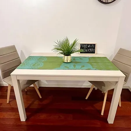 Apartmán Station, 4-bed With Terrace *