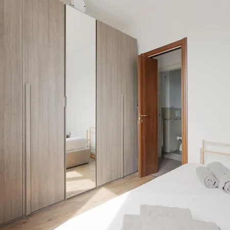 Guesthost - Darsena Navigli - Porta Genova M2 * 米兰