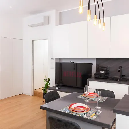 Artstay Exclusive Navigli, Metro & Parking