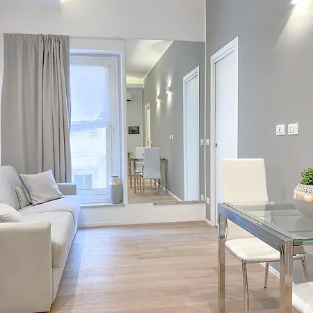 Meravigli Duomo 2 公寓 *