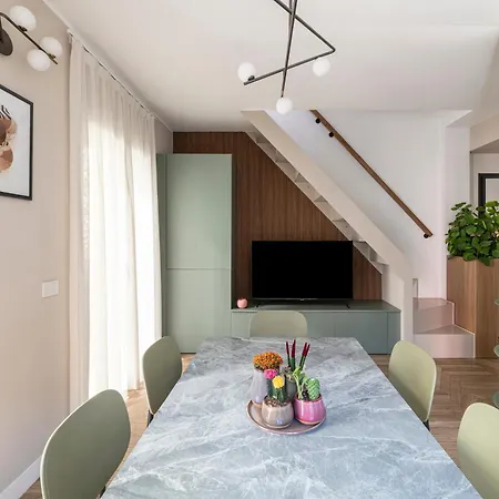 Modigliani Terrace Jacuzzi Golden House * Milan