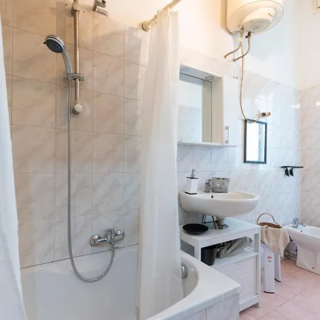 I Host - Sacconi 6 Appartement