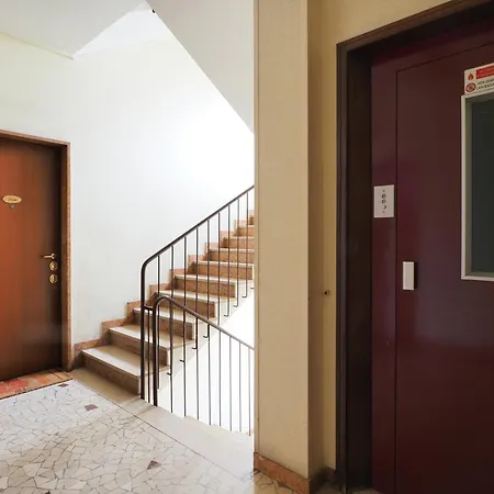 Primopiano - Albani Apartman