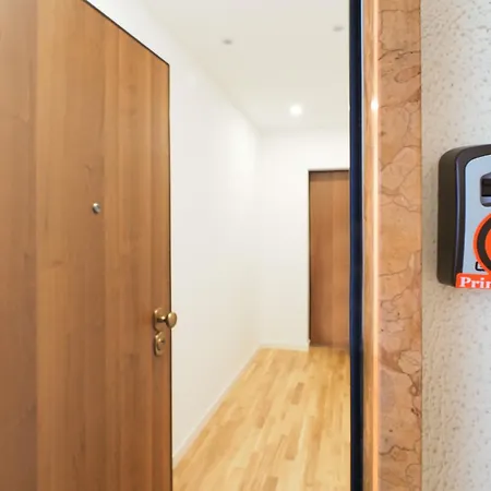 Apartman Primopiano - Albani