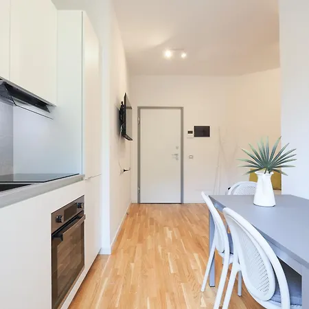 Apartman Primopiano - Albani