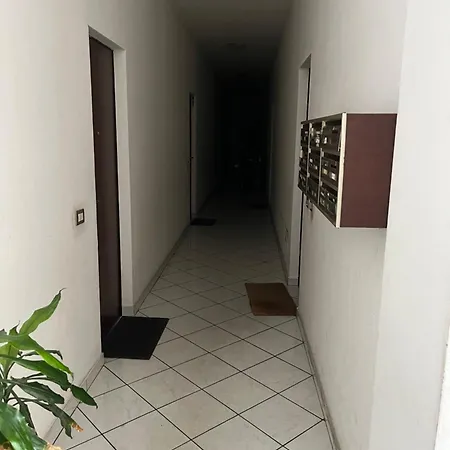 Jcube Precotto Appartement *