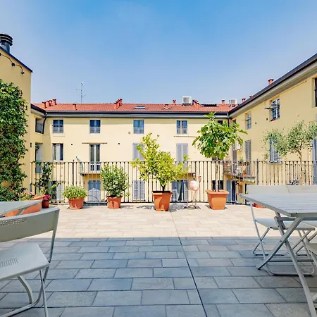 Vintage Gem - 8 Min Duomo *