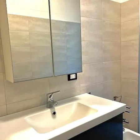 Apartament Isola Maciachini Mm 3 - Moderno Trilocale Con Balcone 10 Min Da Stazione Mediolan