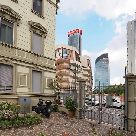 Primopiano - Giulio Cesare * Milano