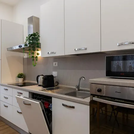 Apartament Macmahome Mediolan