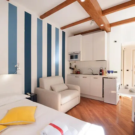 Apartment Montenapoleone Central - Best Location Possible