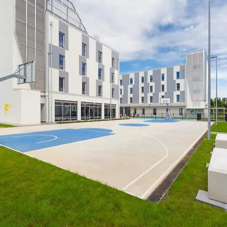 Auberge de jeunesse Cx Nom *