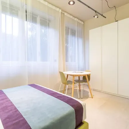 Sp15 -isola- Super Large Mediolan