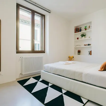 Appartamento Porta Venezia-exclusive Design Apartment-2