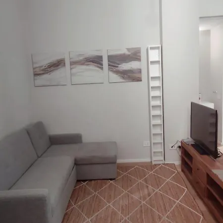 Apartament Ticinese Mediolan