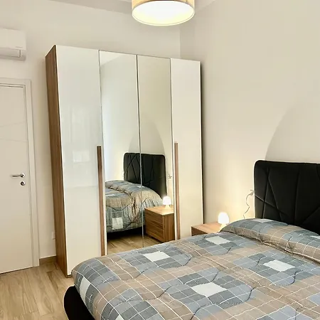 Ca' Merita Rinnovato Bilocale Nei Pressi Della M4 Frattini Apartament Mediolan