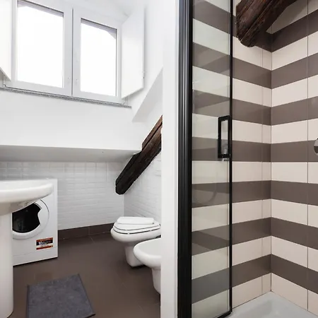 I M1-m2 2min I Strategic, Modern, Quiet