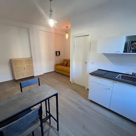 Isola New House Apartman